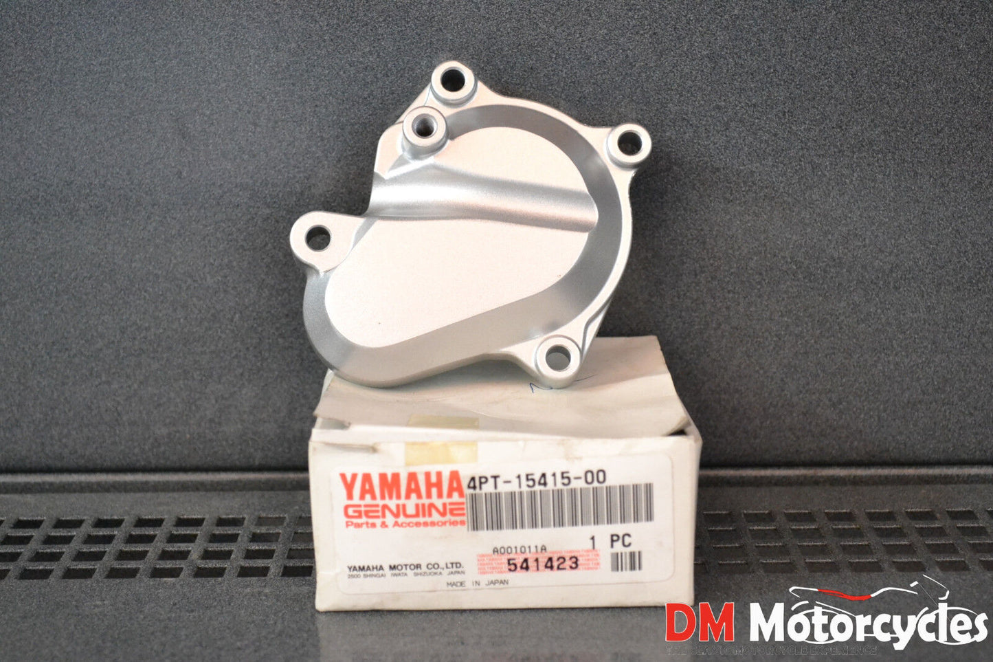 Yamaha genuine new xt600e xt 600 2000 generator cover pn 4pt-15415-00