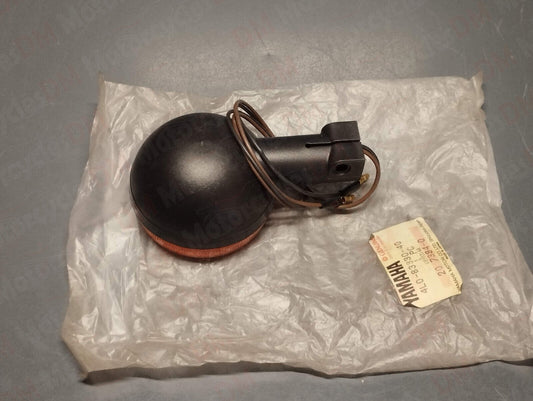 Yamaha genuine nos rd 350 '82 250 '81 75 '91 rear left turn signal 4l0-83330-40