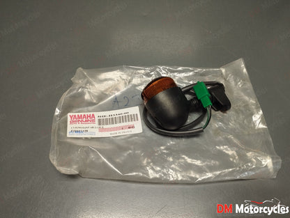 Yamaha genuine new yq 50 100 aerox nitro right rear turn signal pn 5he-h3340-00