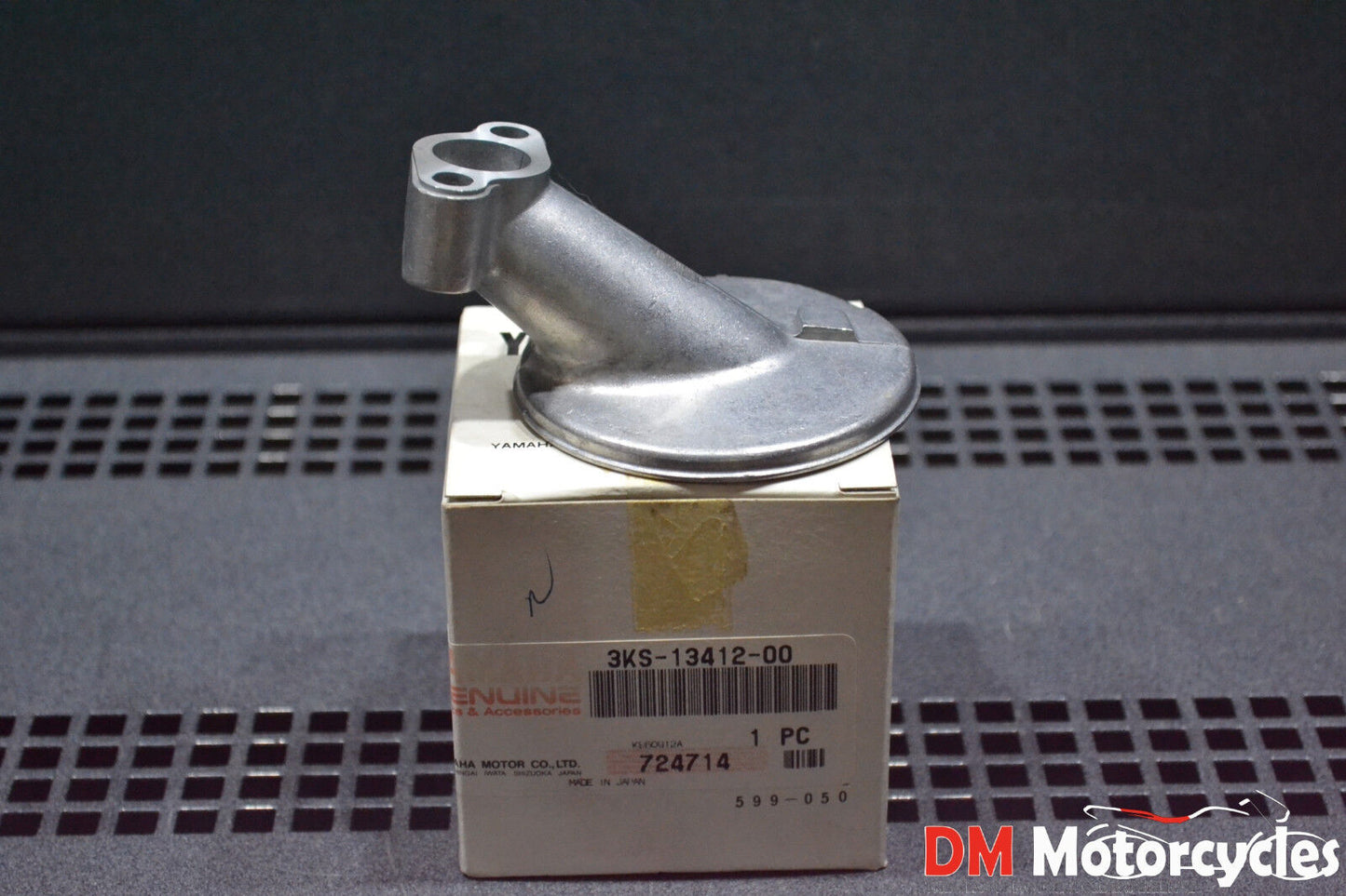 Yamaha genuine fz750 fzr1000 fzx700 oil strainer housing pn 3ks-13412-00