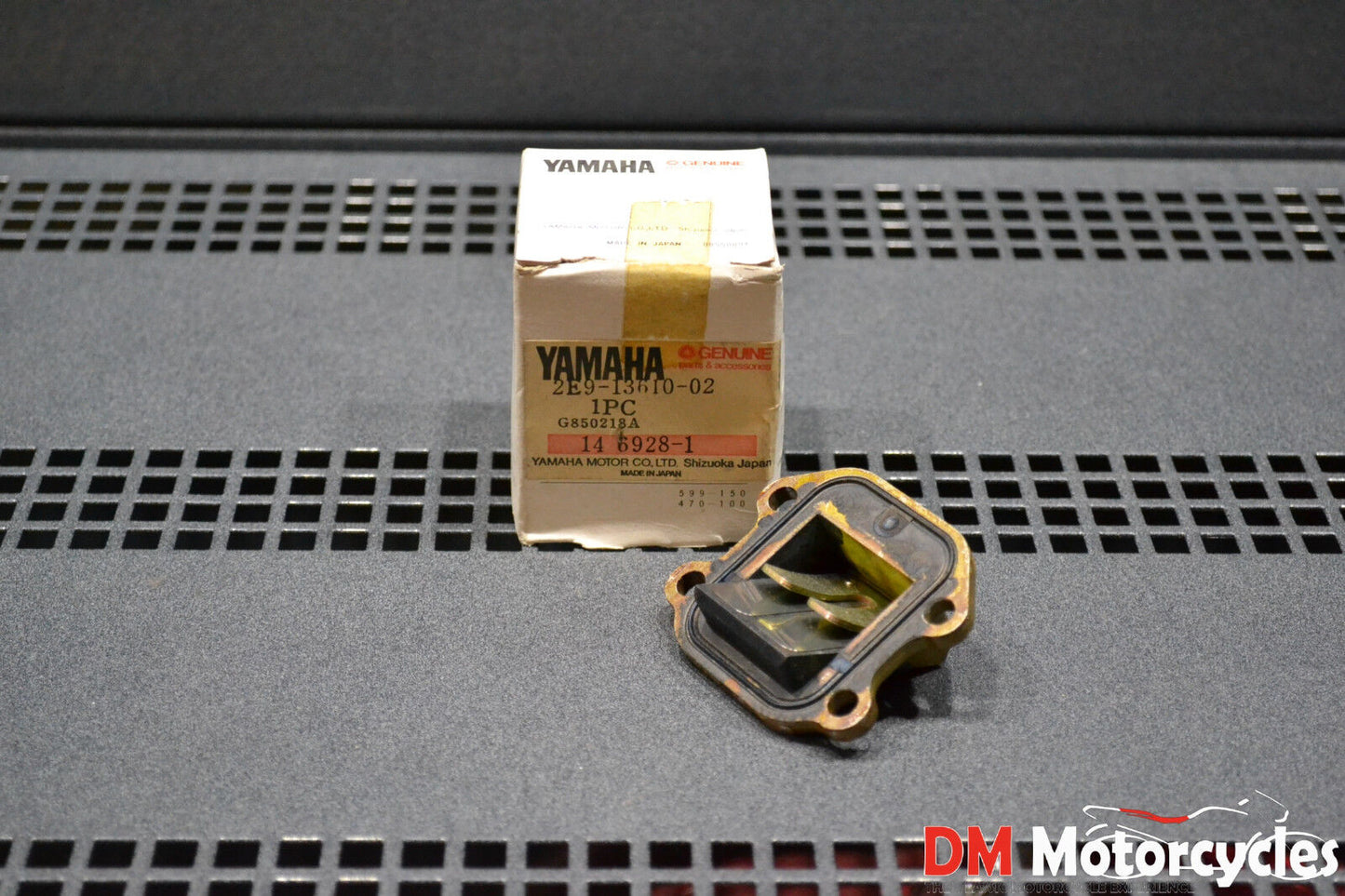 YAMAHA GENUINE NOS MA50 MA 50 REED VALVE PN 2E9-13610-02