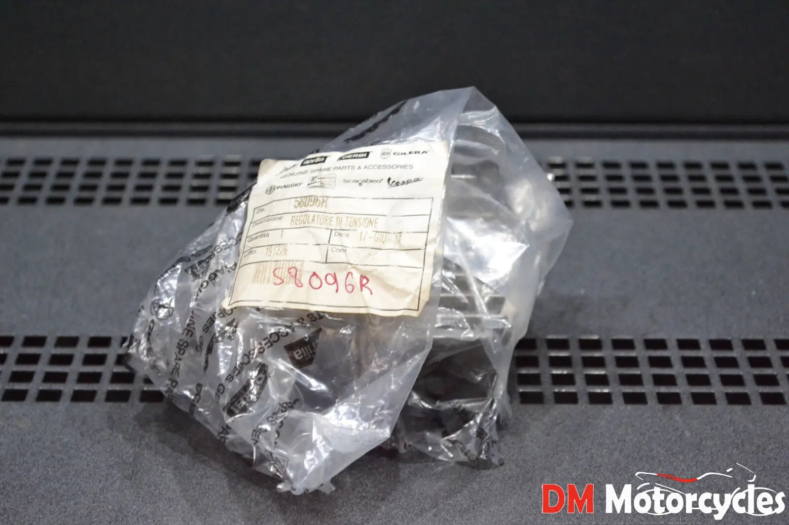 Piaggio genuine new fly 50 vespa et2 liberty typhoon 50 rectifier pn 58096r