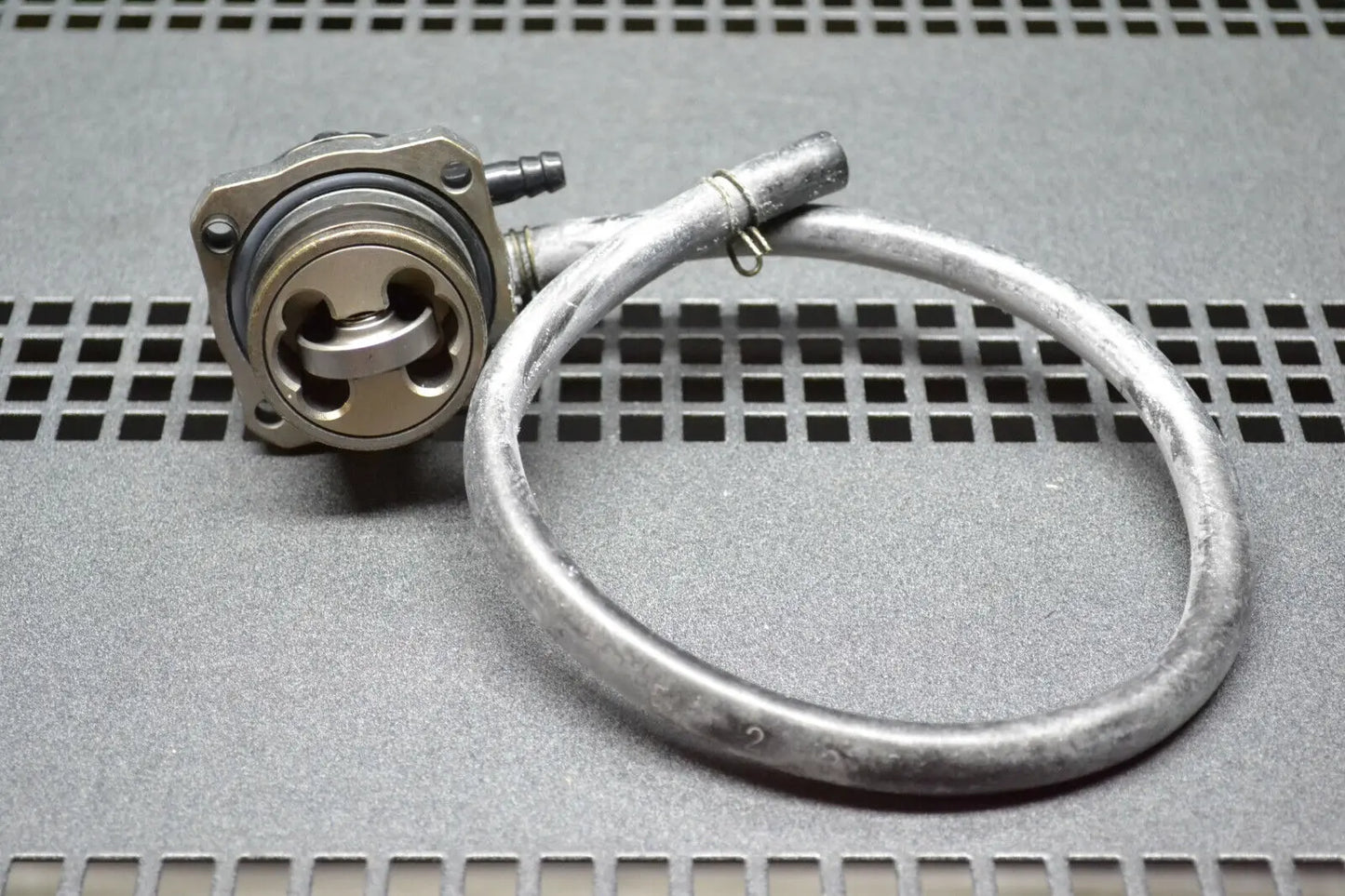 Peugeot genuine new ludix 14 elegant 50 secondary air valve pn 747283