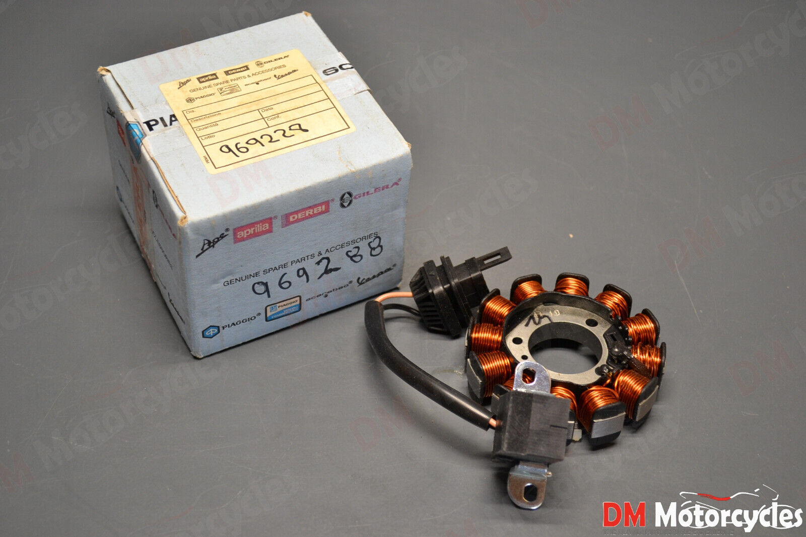 Piaggio genuine new liberty zip fly vespa lx 4t 50cc alternator stator pn 969228