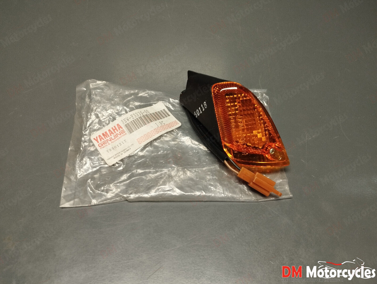 Yamaha genuine new cr50 z target 91-96 rear left turn signal pn 3nw-h3330-00