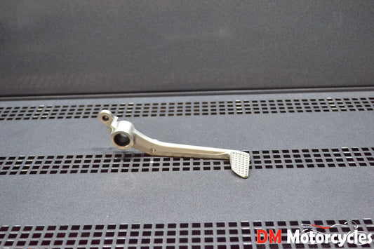 YAMAHA GENUINE NEW YZF R1 2002 - 2003 BRAKE PEDAL PN 5PW-27211-00