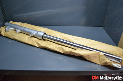 Yamaha genuine new XT600 XT 600 1997 left fork assy pn 4pt-23102-00