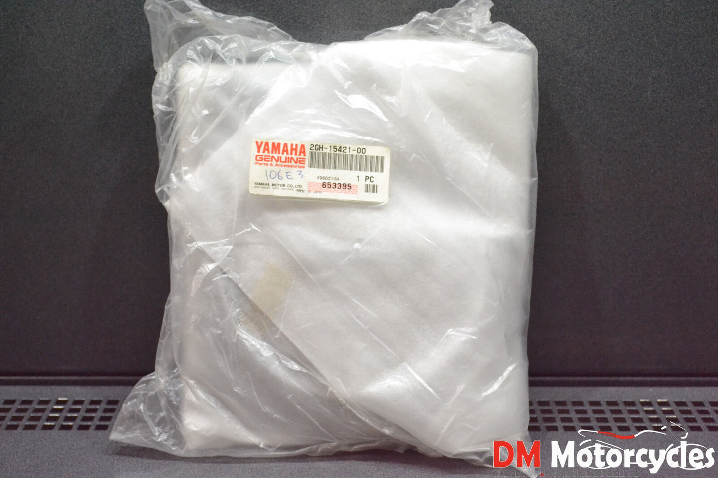 Yamaha genuine nos fzx fz 700 fzr 1000 fzr 750 crankcase cover pn 2gh-15421-00