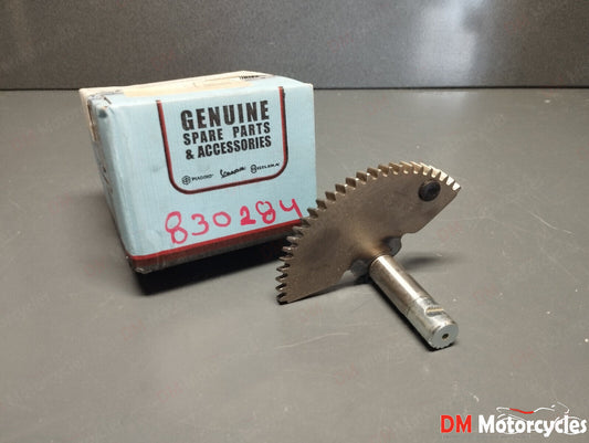 Piaggio genuine new liberty fly 125 vespa lx starter axle pn 830284