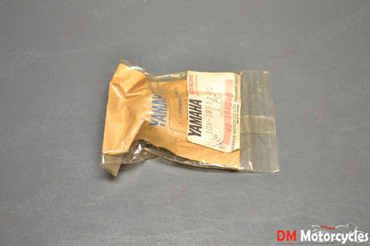 Yamaha genuine nos dt 125 transmission shift fork pn 10v-18511-00