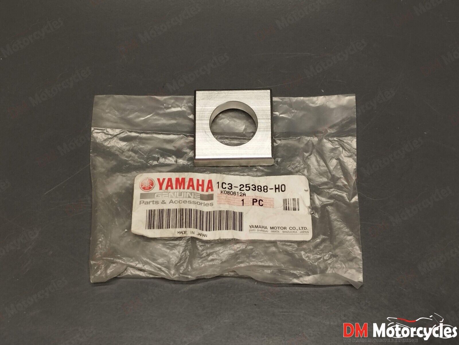 Yamaha genuine nos Yz125 yz250 yz450 wr250 wr450 chain adjuster pn 1c3-25388-h0