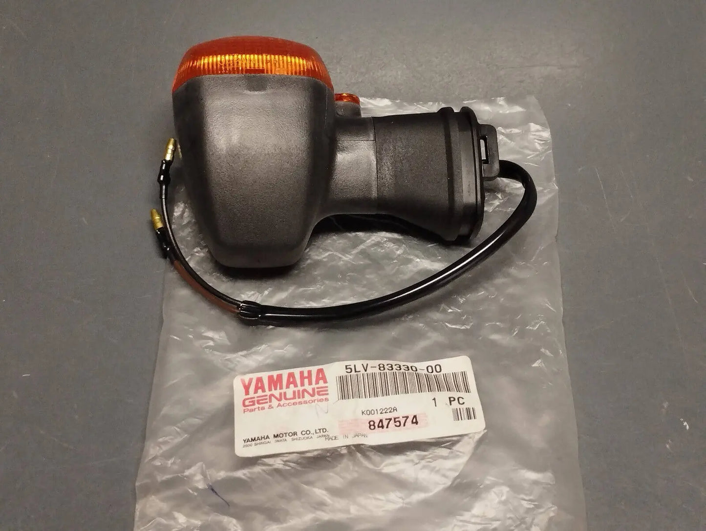 Yamaha genuine new fzs 1000 fazer fz1 2001-05 rear left turn signal 5lv-83330-00