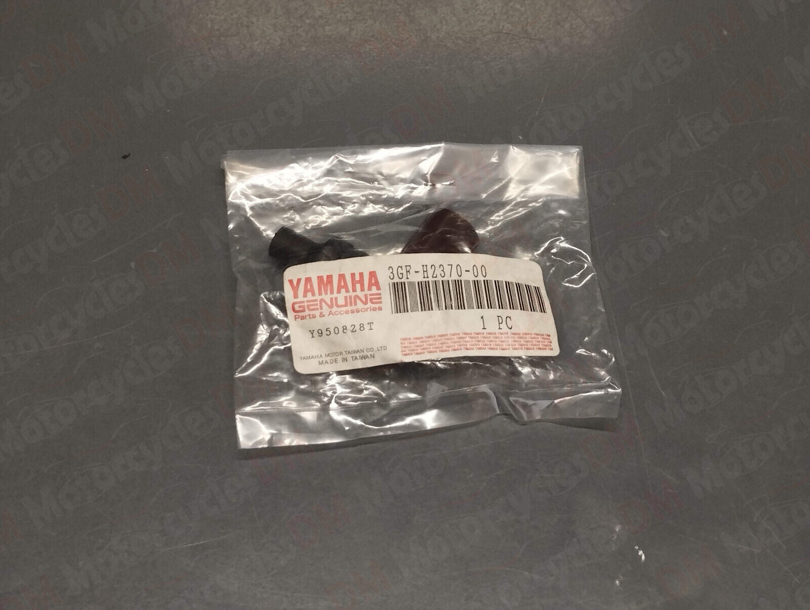 Yamaha genuine new cr ct ya yw zuma 50 spark plug cap pn 3gf-h2370-00
