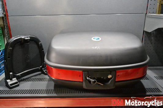 Piaggio genuine new top case box admiral 50l universal fit pn 600240m
