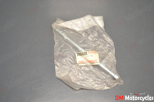 Yamaha genuine nos ysr 50 lb 50 80 lc 50 chappy front wheel axle pn 439-25181-01