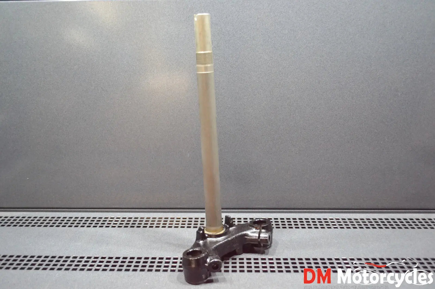 YAMAHA GENUINE NEW CR90 TARGET FORK UNDER BRACKET PN 3GF-F3340-00-33