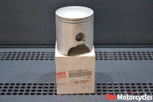 Yamaha genuine nos yz250 yz 250 85 - 87 piston oversize 0.50 pn 1lu-11636-01