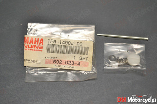 Yamaha genuine new FZR 750  carburetor needle set pn 1fn-1490j-00