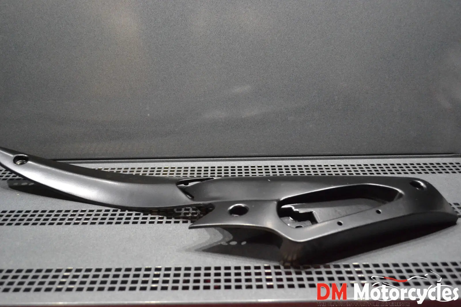 Piaggio genuine new gilera nexus 125 250 300 500 lh side cover pn 975495000c