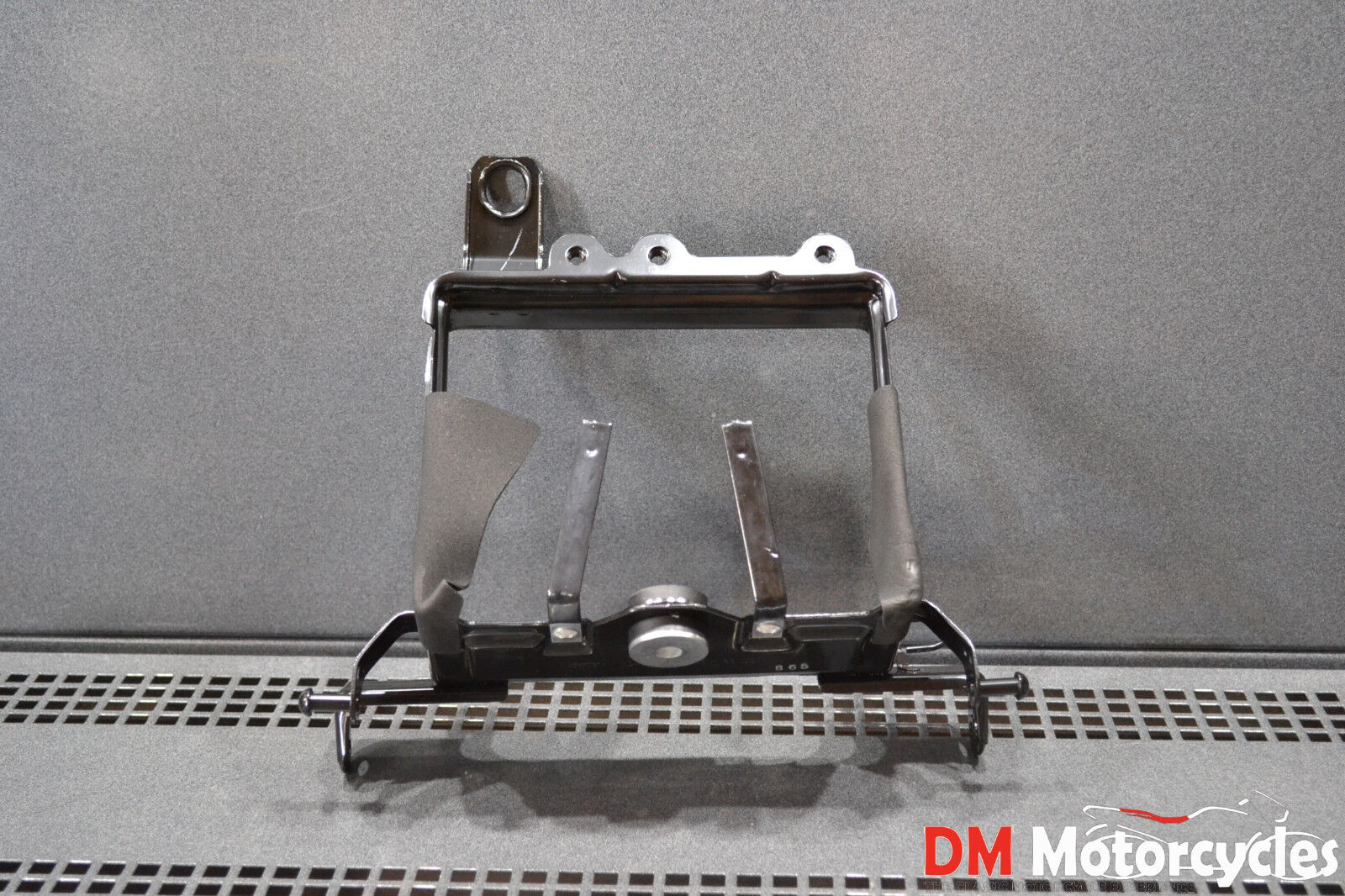 Yamaha genuine new xt225 serow 1992 - 2007 headlight bracket pn 4be-84311-00