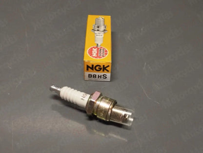 New NGK B8HS Spark Plug x1