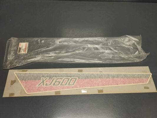 Yamaha genuine nos punctured xj 600 1984 graphic 1 sticker decal pn 51j-2173e-00