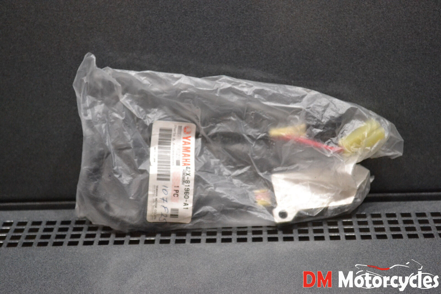 Yamaha genuine new virago v-max vmax regulator rectifier assy pn 42x-81960-a1