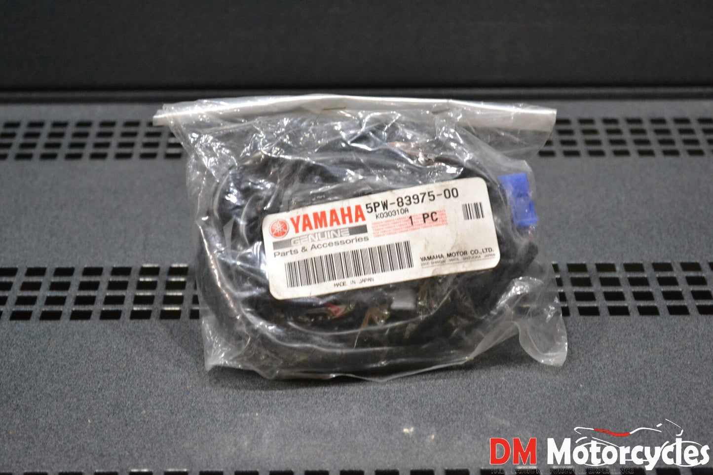 Yamaha genuine new yzf r1 2002 - 2006 switch gear 2 pn 5pw-83975-00