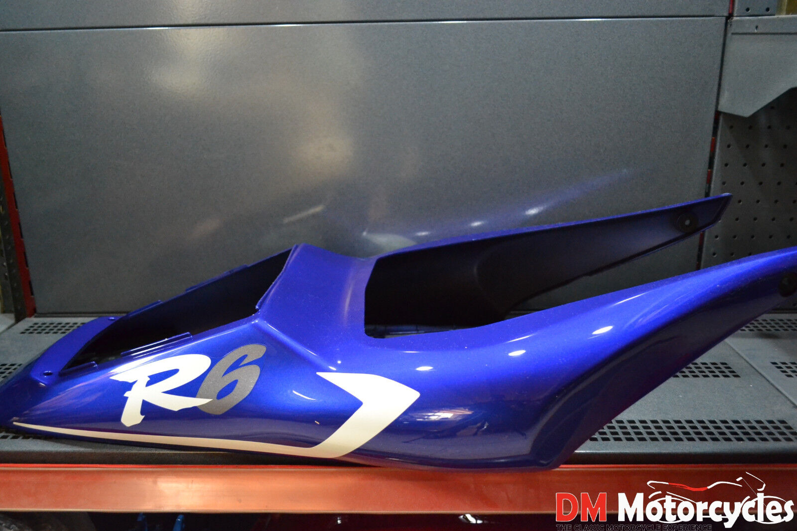 Yamaha genuine new yzf r6 2001 rear tail cowl fairing pn 5eb-y2171-11-p1