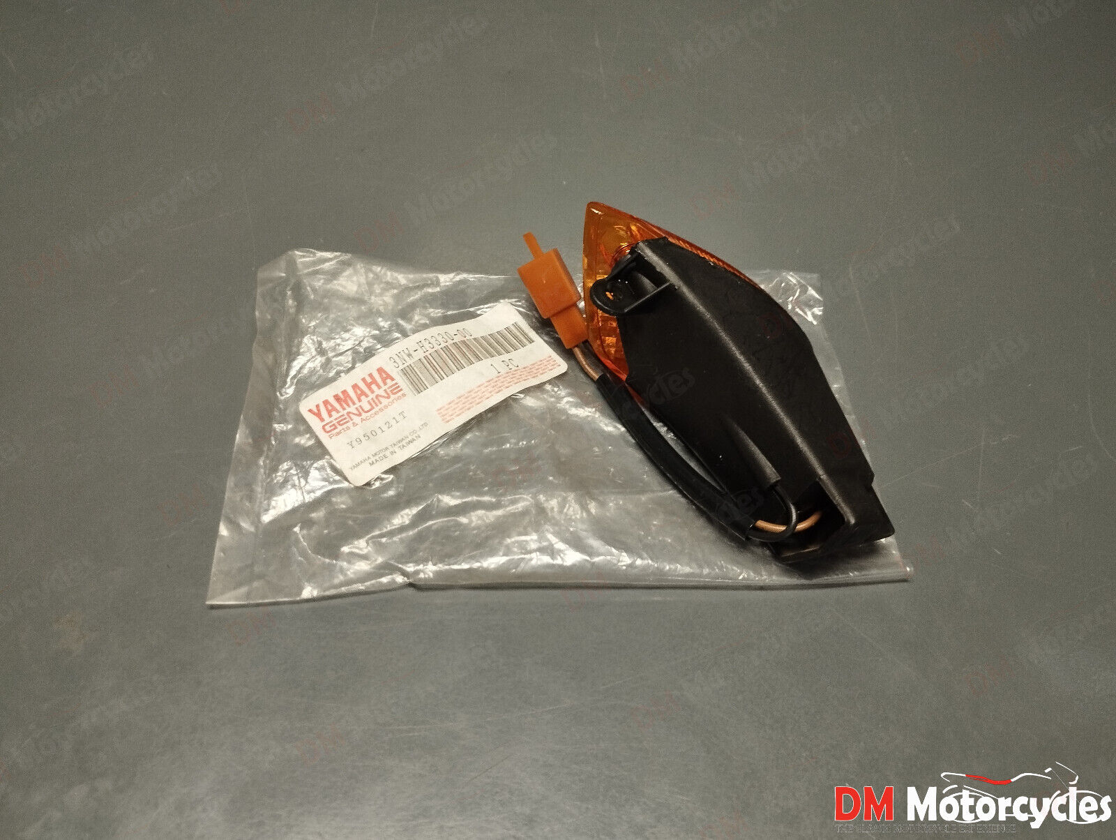 Yamaha genuine new cr50 z target 91-96 rear left turn signal pn 3nw-h3330-00