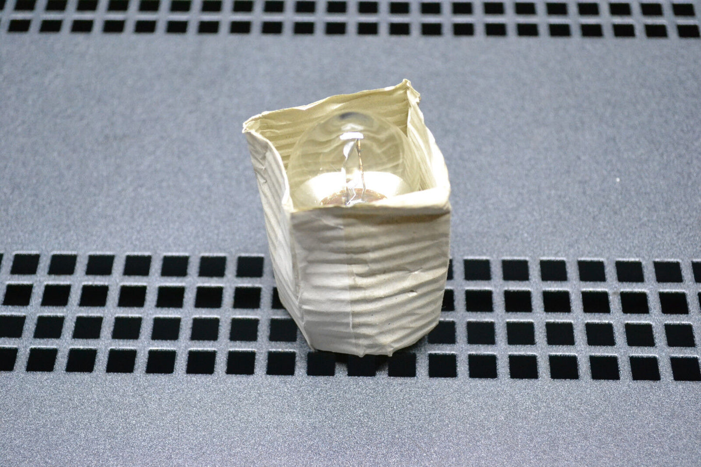 Yamaha genuine nos headlight bulb h4 p45t 6v 45/40w