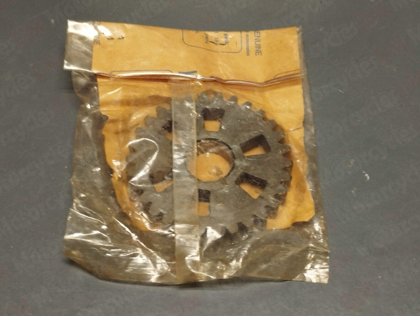 Yamaha genuine nos yz 250 83-87 transmission 1st wheel gear pn 24y-17211-00