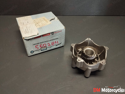 Piaggio genuine new vespa lx 50 - 150 4T front wheel hub pn 560284