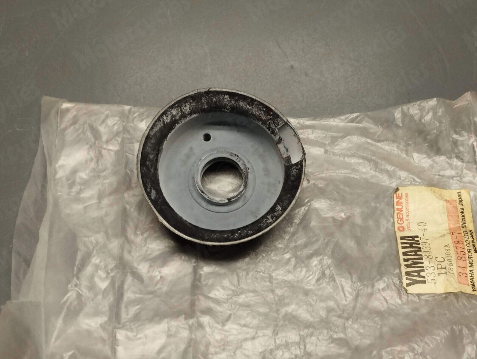 Yamaha oem fzr 1000 250 tdm850 dt 125 200 xt tzr rd socket cover pn 533-84397-40
