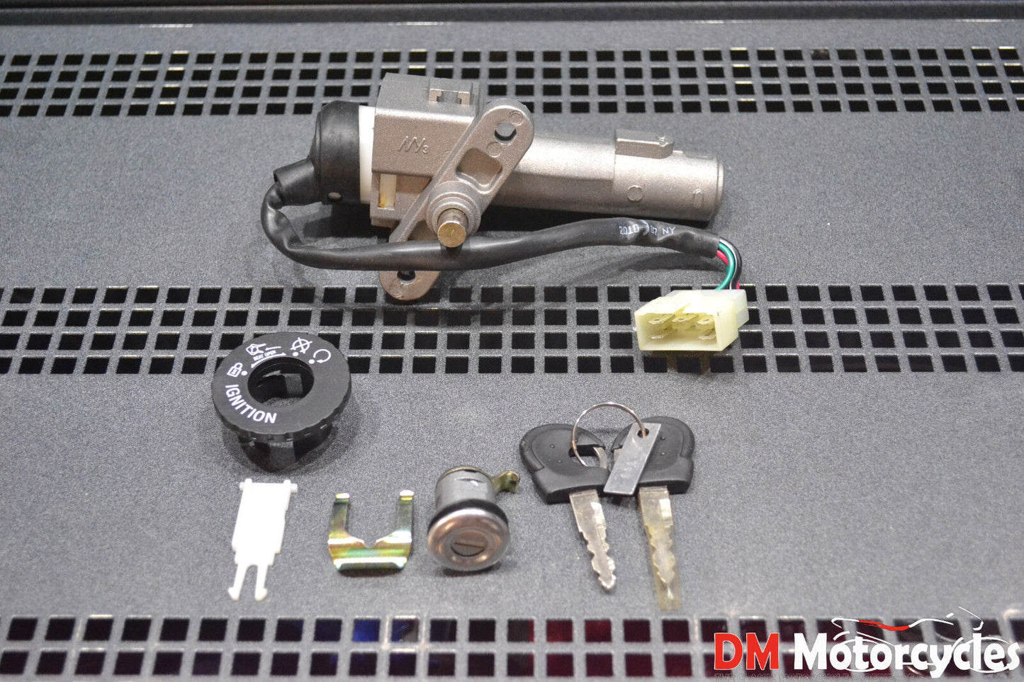 Peugeot genuine new tweet main switch ignition lock set unit pn 802076