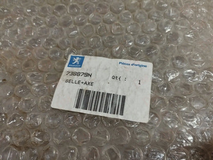 Peugeot genuine new trekker seat saddle pn 738879n