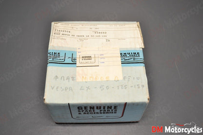 Piaggio genuine new vespa lx lxv s 50 - 150 front right turn signal pn 638650