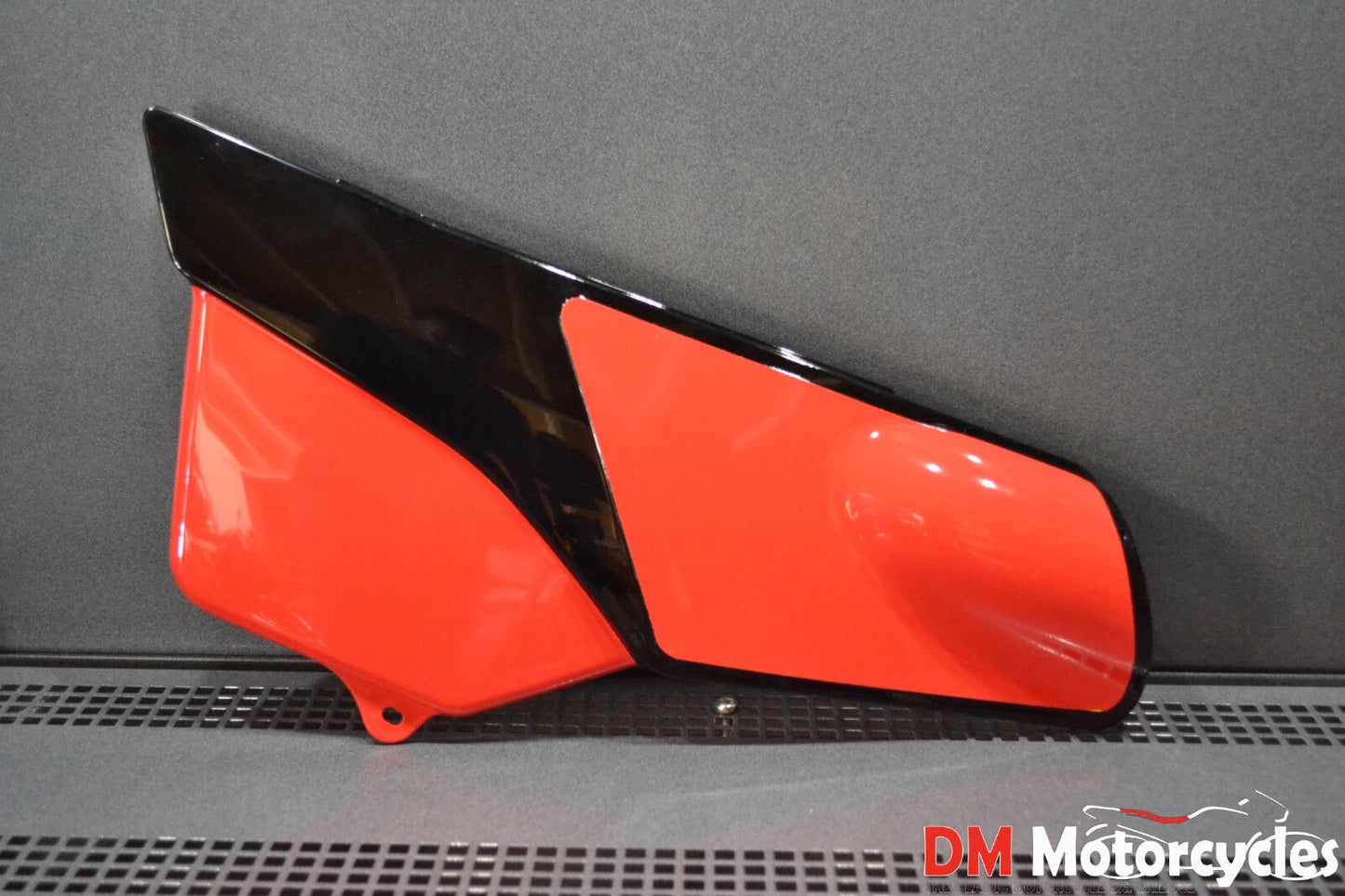 Yamaha genuine nos dt175 dt 175 1991 left side cover panel pn 18g-21711-00-2x