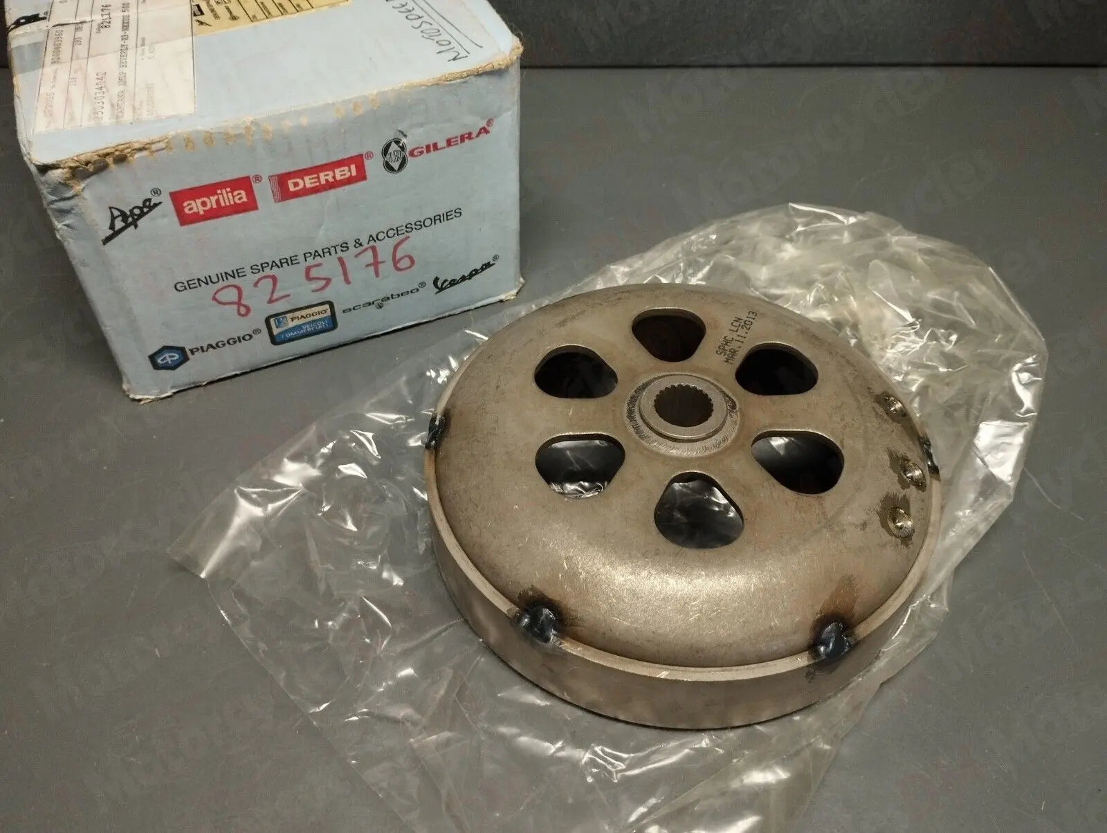 Piaggio genuine new beverly Cruiser 400 500 clutch drum pn 825176