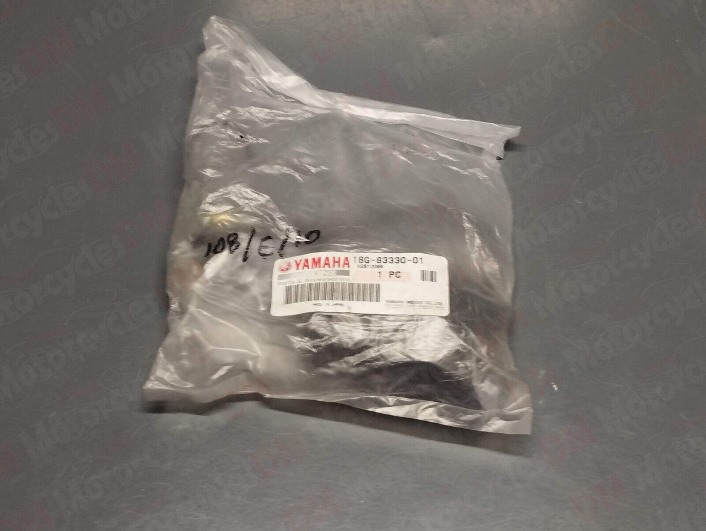 Yamaha genuine new dt 125 2005 left rear turn signal pn 18g-83330-01