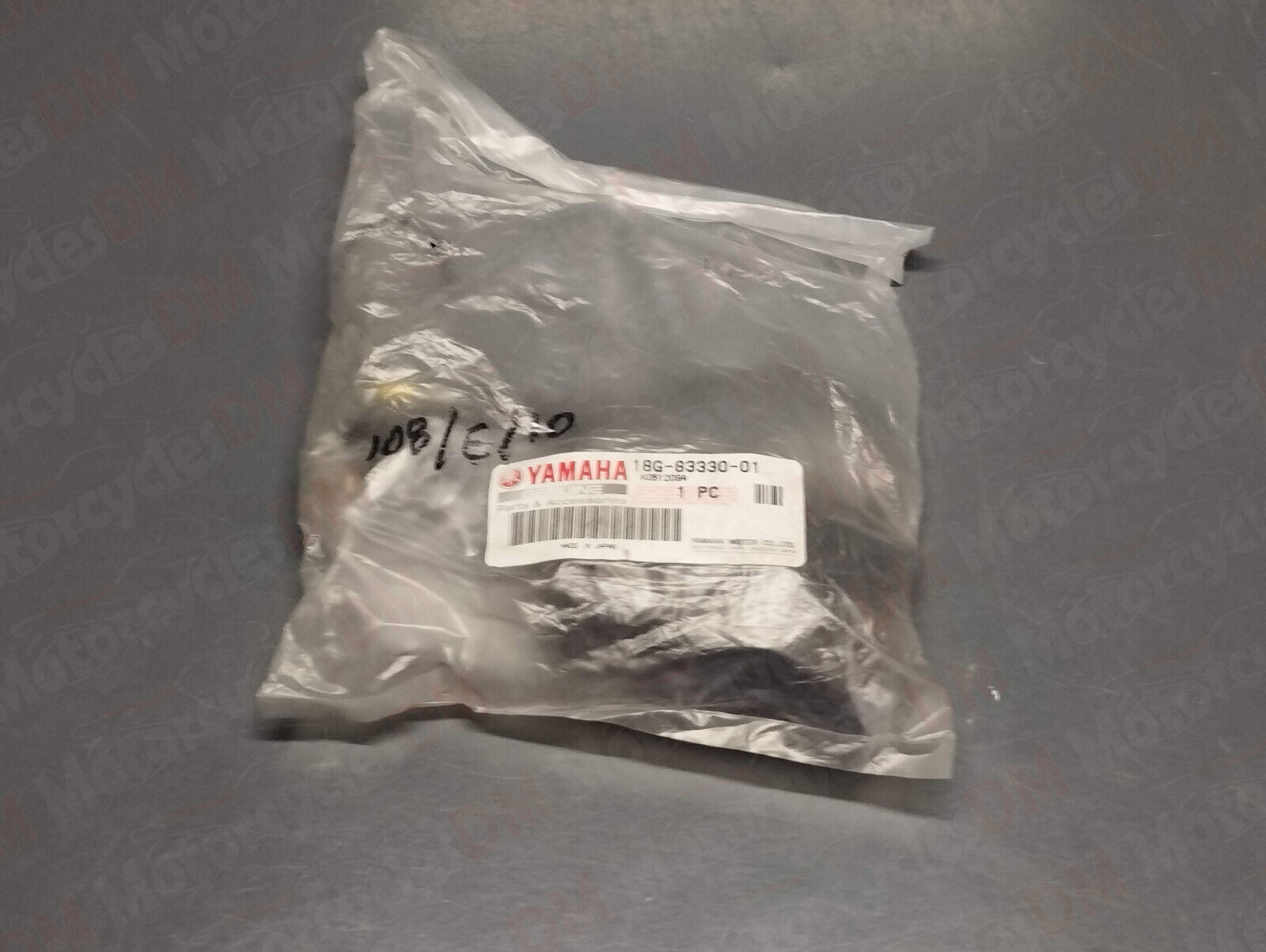 Yamaha genuine new dt 125 2005 left rear turn signal pn 18g-83330-01