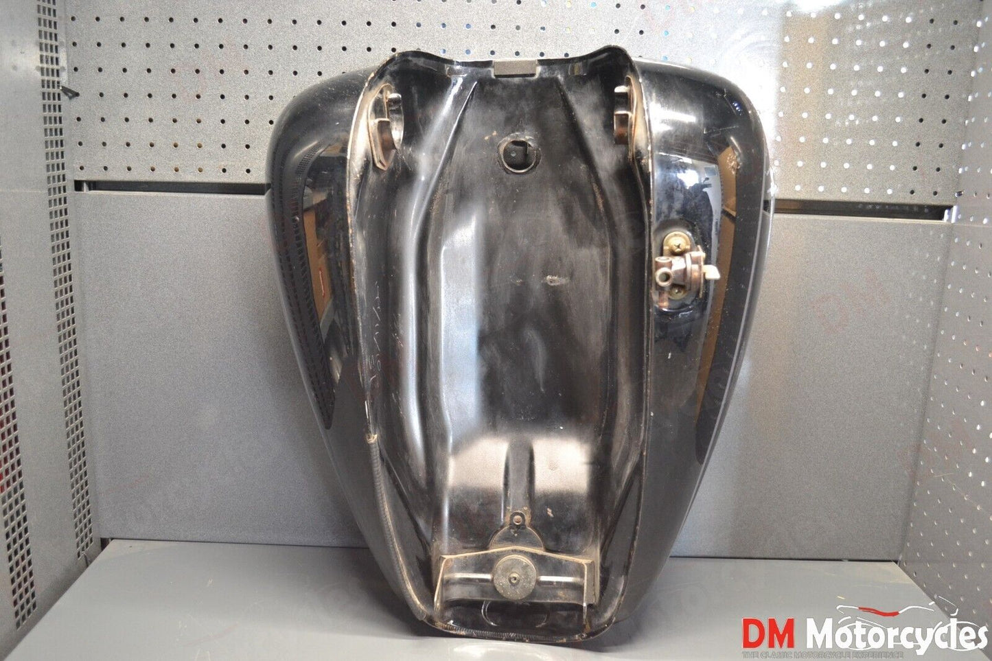 Yamaha genuine used Dragstar 400 Japanese import fuel petrol gas tank