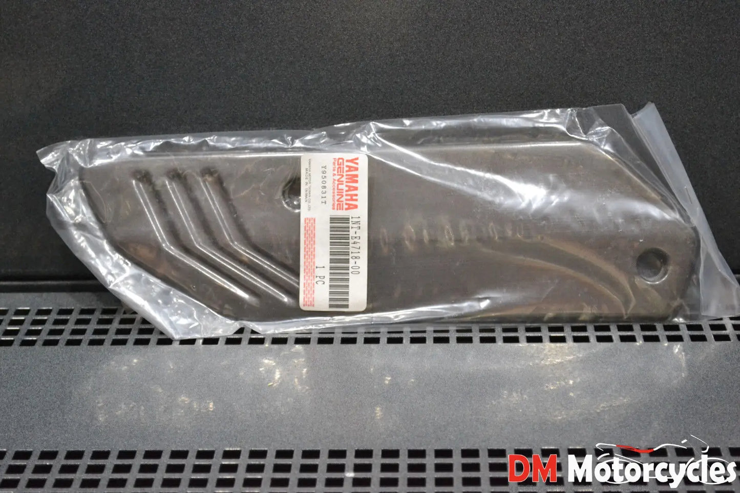 Yamaha genuine new ct 50s ct 50 1990 muffler protector  pn 1nt-e4718-00