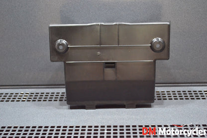 Yamaha genuine nos xj600 xj 600 1990 rear seat box case pn 33m-21653-00