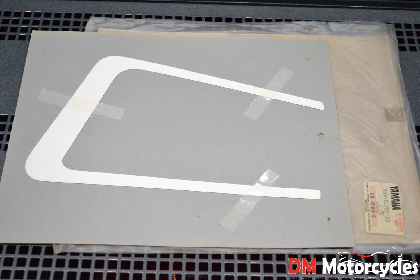 Yamaha genuine nos xt350 xt 350 1988 lh side cover decal pn 55v-2173e-20
