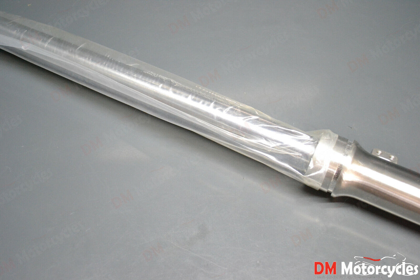 Yamaha genuine nos XT350 XT 350 1997 2000 left fork assy pn 55v-23102-00