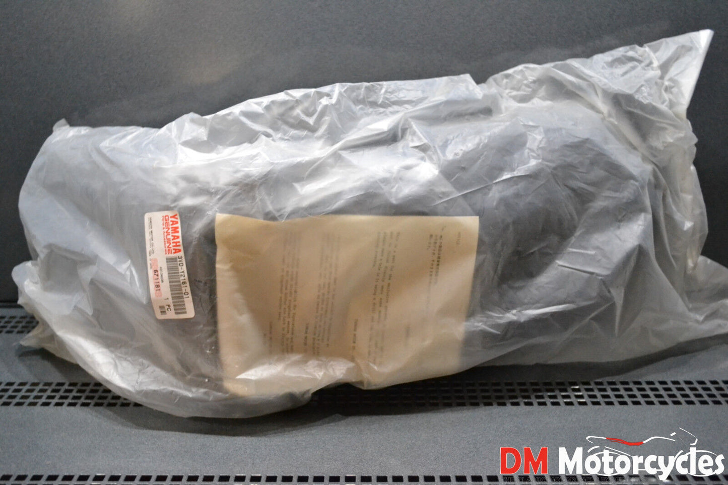 YAMAHA GENUINE NEW TDM850 TDM 850 REAR FENDER PN 3VD-Y2161-01