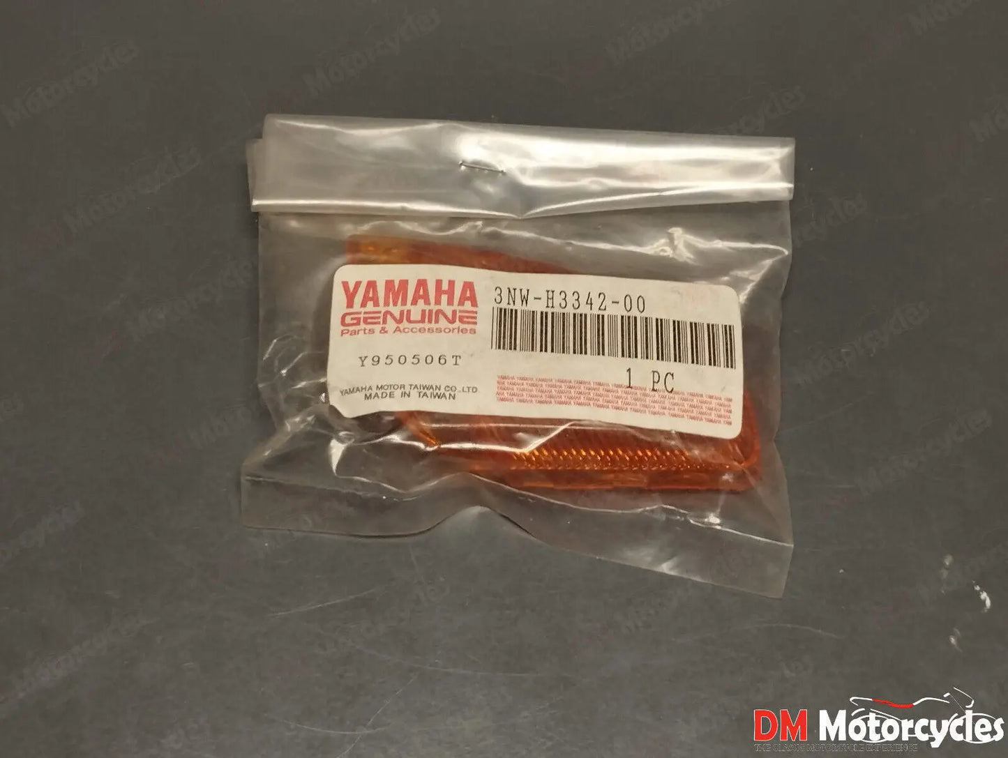 Yamaha genuine new cr 50 z 91 96 rear right turn signal lens pn 3nw-h3342-00