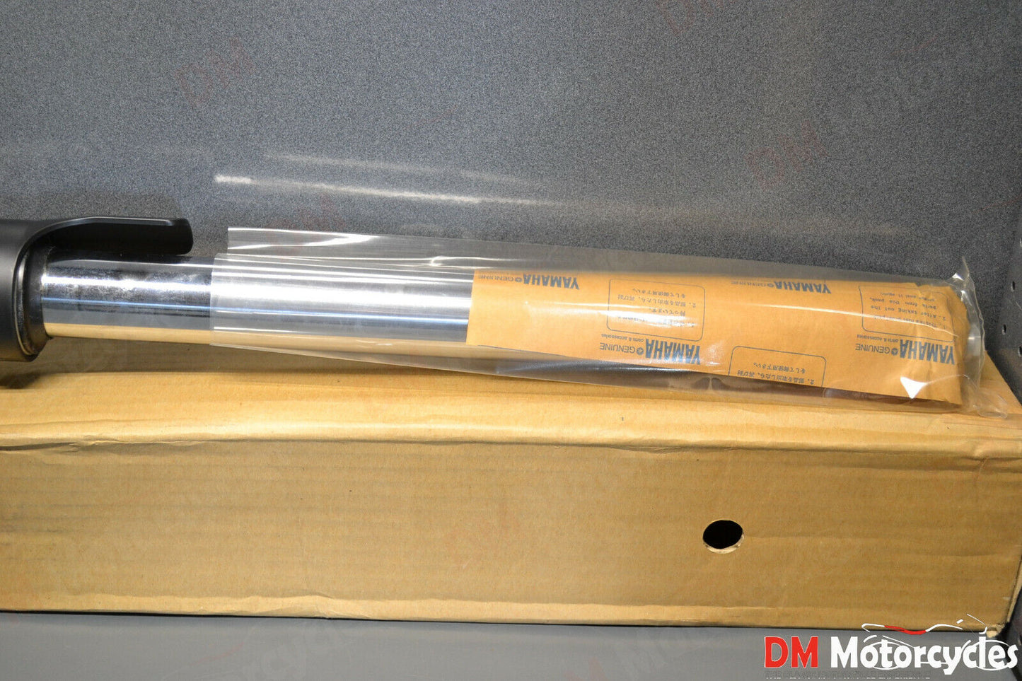 Yamaha genuine new TDM850 tdm 850 1996 front left fork assy pn 4tx-23102-00