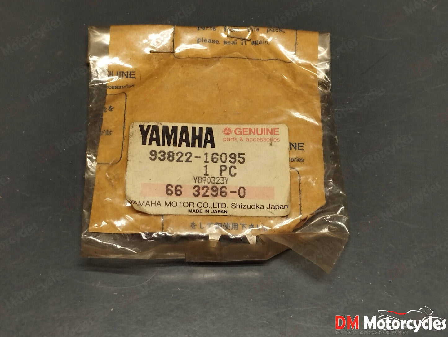 Yamaha oem tz yz 125 rs 100 rd 200 125 dt mx 175 drive sprocket 16t 83822-16095